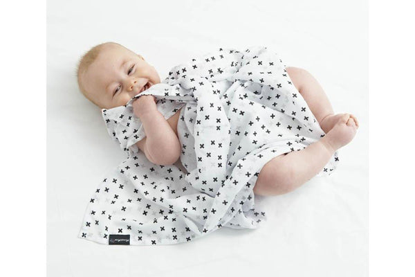 Mum 2 Mum: Cotton Muslin Blankets - Crosses (130x130cm)