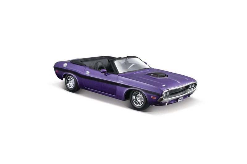 Maisto 1970 Dodge Challenger R T Convertible Diecast Model 1:24 Purple 3+