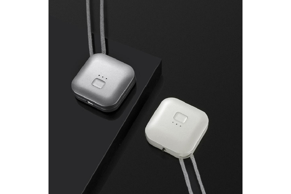 Portable Hanging Neck Air Purifier In Addition To Formaldehyde Pm2.5 Negative Ion Air Purifiers