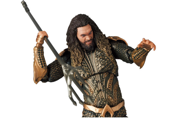 DC Comics: Aquaman (Justice League Ver.) - Mafex Action Figure