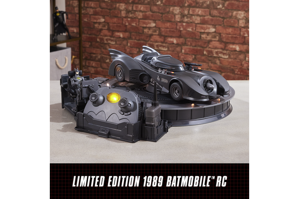 Spin Master The Flash 1989 Batmobile Radio Control Limited Edition Toy 14+