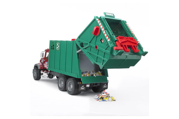 Bruder 1:16 MACK Granite 69cm Garbage Truck Rear Loading Red Green Kids Toy 4y+
