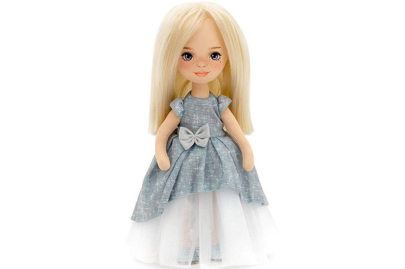 Orange Toys: Sweet Sisters - Mia In A Light Blue Dress