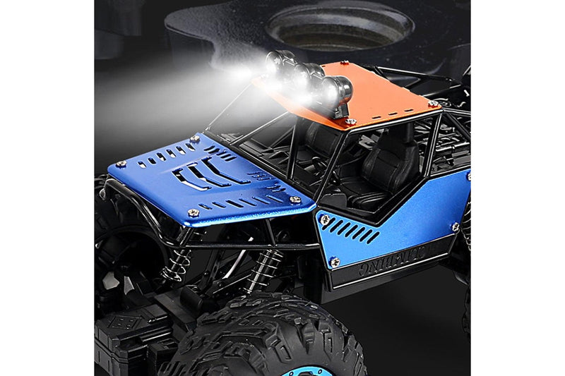1:18 Scale RC Car 4-channel Rock Mountain Climbing Off-Road Vehicle Blue