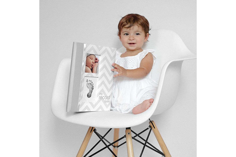 Pearhead: Chevron Baby Book - Grey