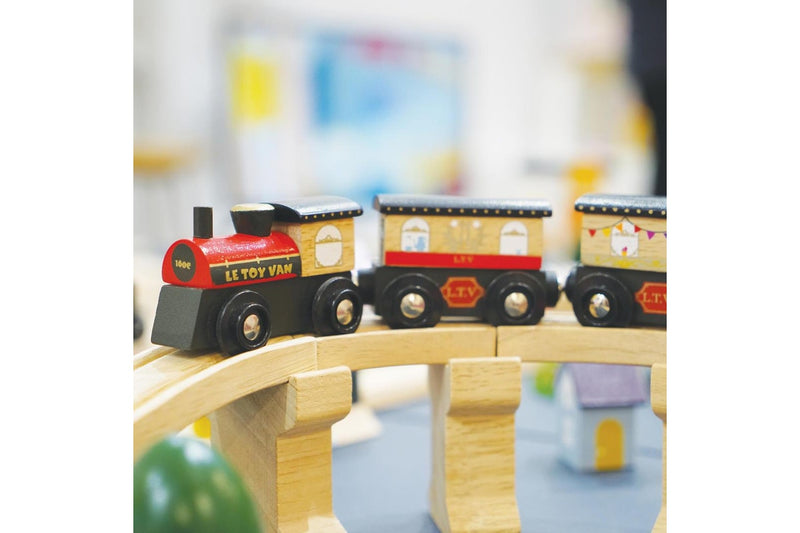 Toy Train Set Royal Express - Le Toy Van