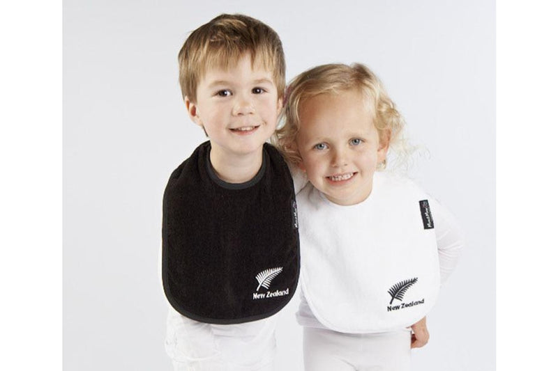 Mum 2 Mum: Kiwiana Wonder Bib - White (Birth - 3 Years)