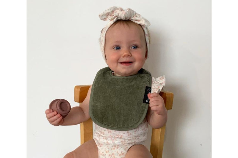 Mum 2 Mum: Infant Wonder Bib - Olive