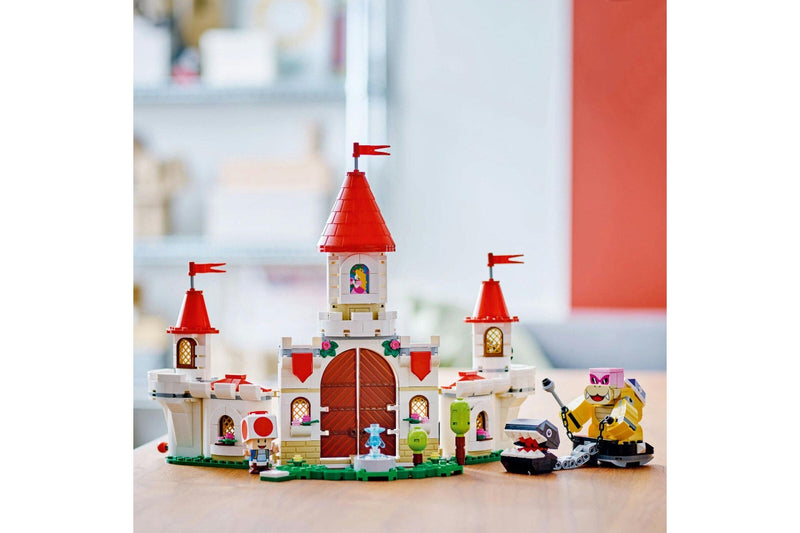 LEGO Super Mario: Battle with Roy at Peach's Castle - (71435)