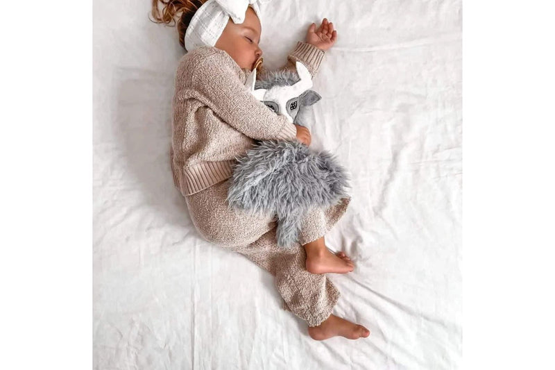 Storytime Buddies: Highland Cow Lovey Comforter