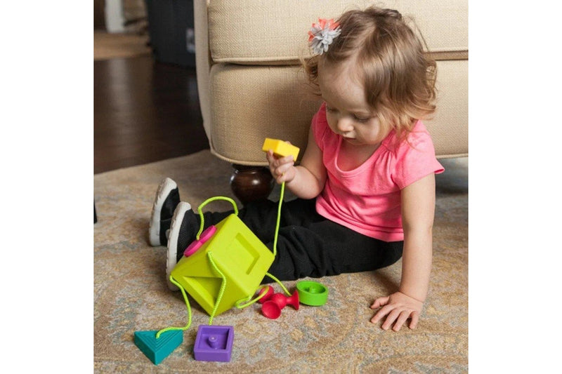 Fat Brain Toys: Oombee Cube