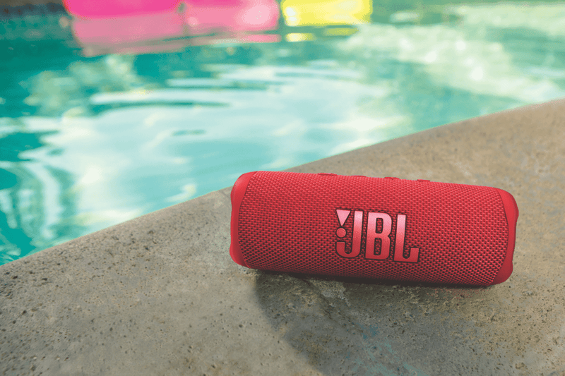 JBL Flip 6 Portable Speaker - Red