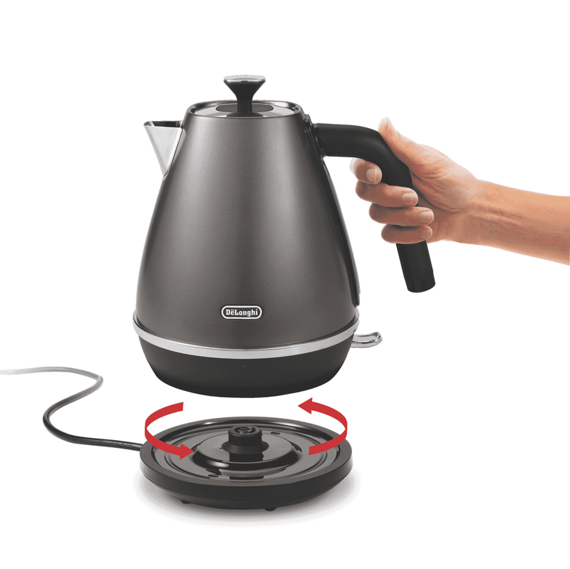 DeLonghi Distinta Titan Kettle
