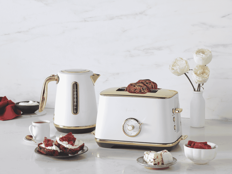 Breville The Soft Top Luxe Kettle Seal Salt Brass
