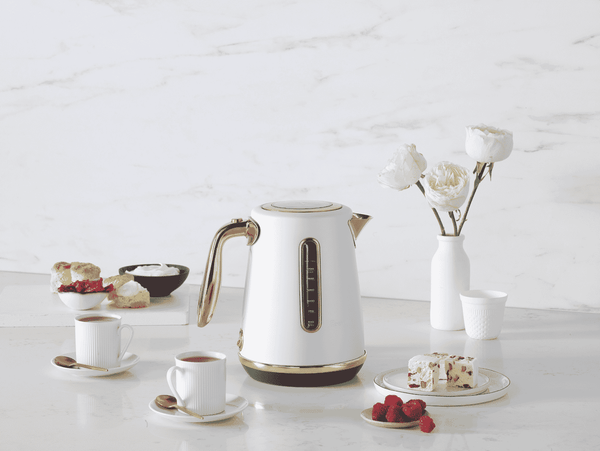 Breville The Soft Top Luxe Kettle Seal Salt Brass