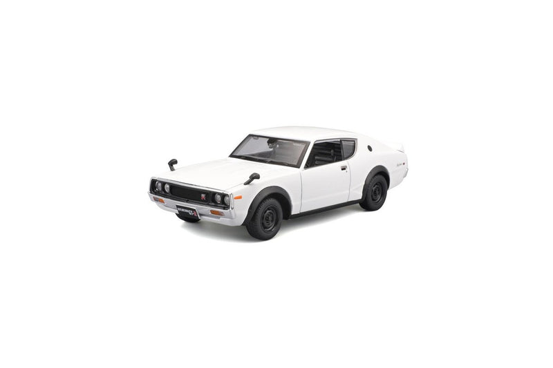 Maisto 1973 Nissan Skyline 2000 GT-R Diecast Display Model 1:24 Scale Toy WHT 3+