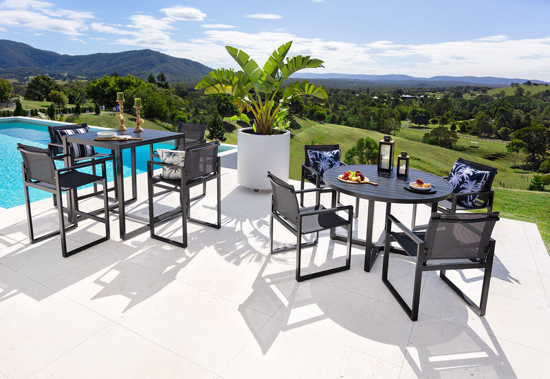 BAYVIEW Outdoor Bar Table