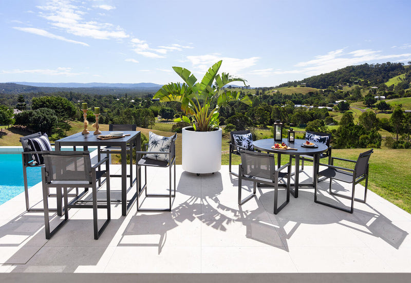 BAYVIEW Outdoor Bar Table