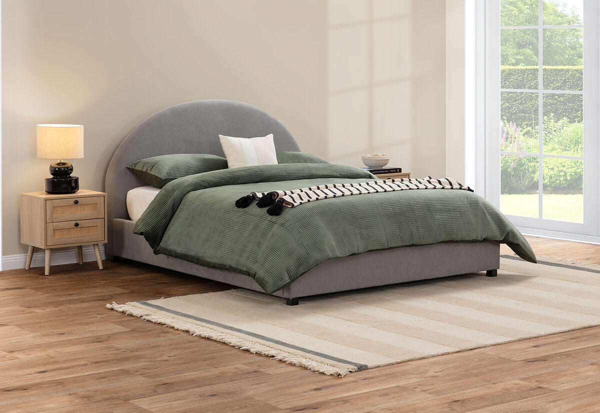 DELY REY Queen Bed