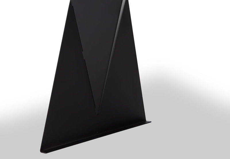 MACKINLEY Dining Table