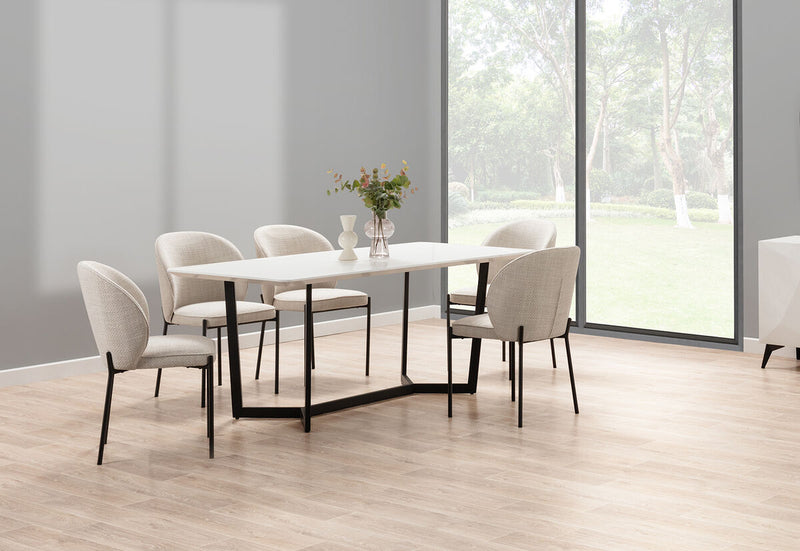 PREEDA 1800 Dining Table