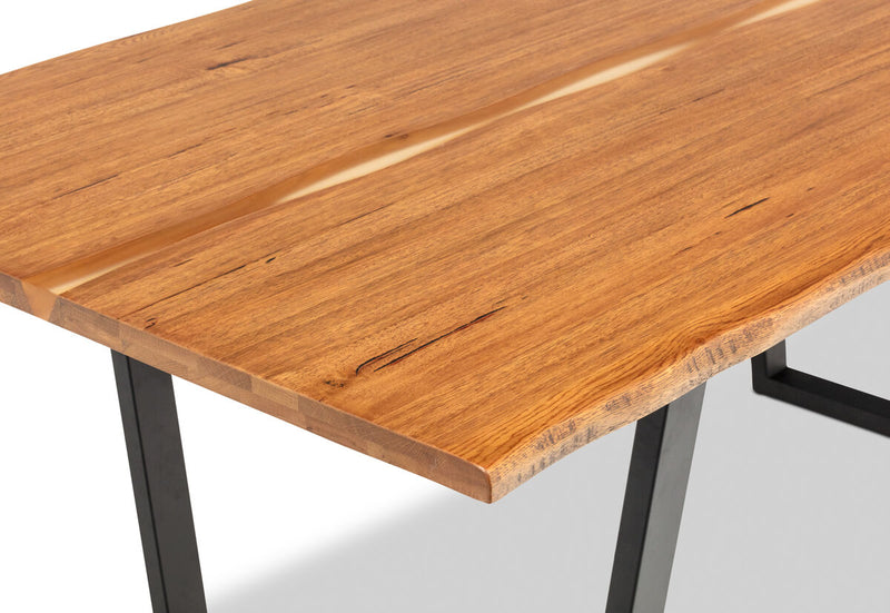 AMMAN 2000 Dining Table