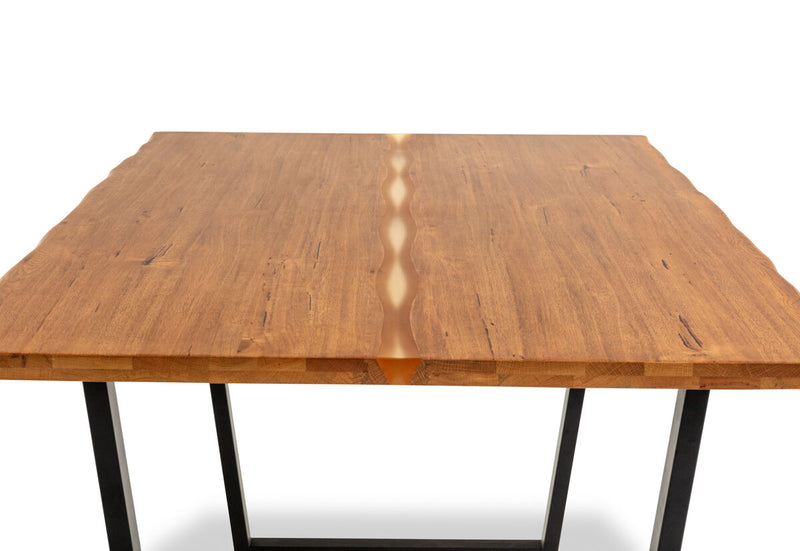 AMMAN 2000 Dining Table