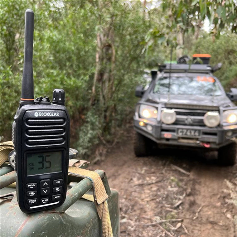 ECOXGEAR ECOXTALK EXG500-2PK UHF 5Watt CB Handheld Radio walkie talkie 17km Long Range, 30 hours Operating Time ,IP67 Waterproof & Dustproof design