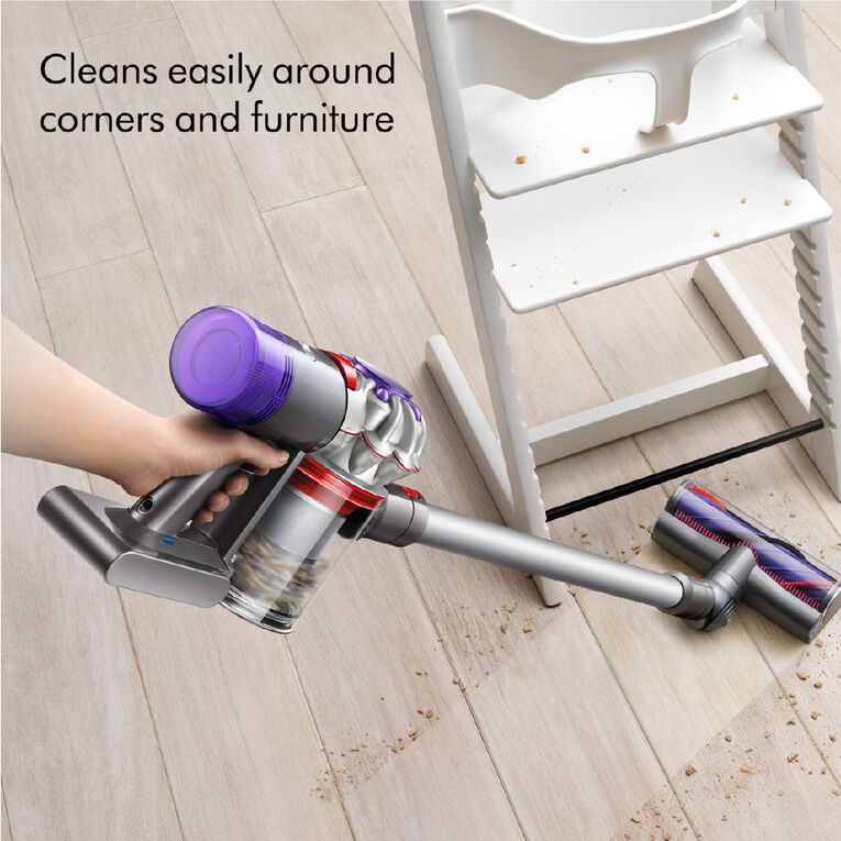 Dyson V8 Advanced + Car Cleaning Kit