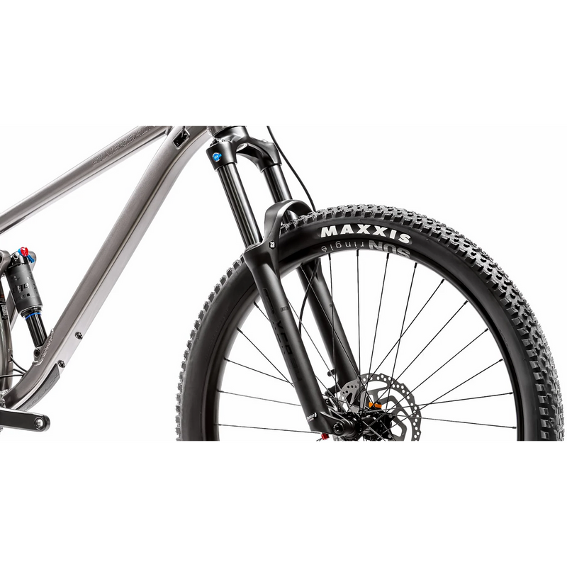 Silverback SE Trail 10 Trail Bike Gloss Moondust Metallic/Matt Black