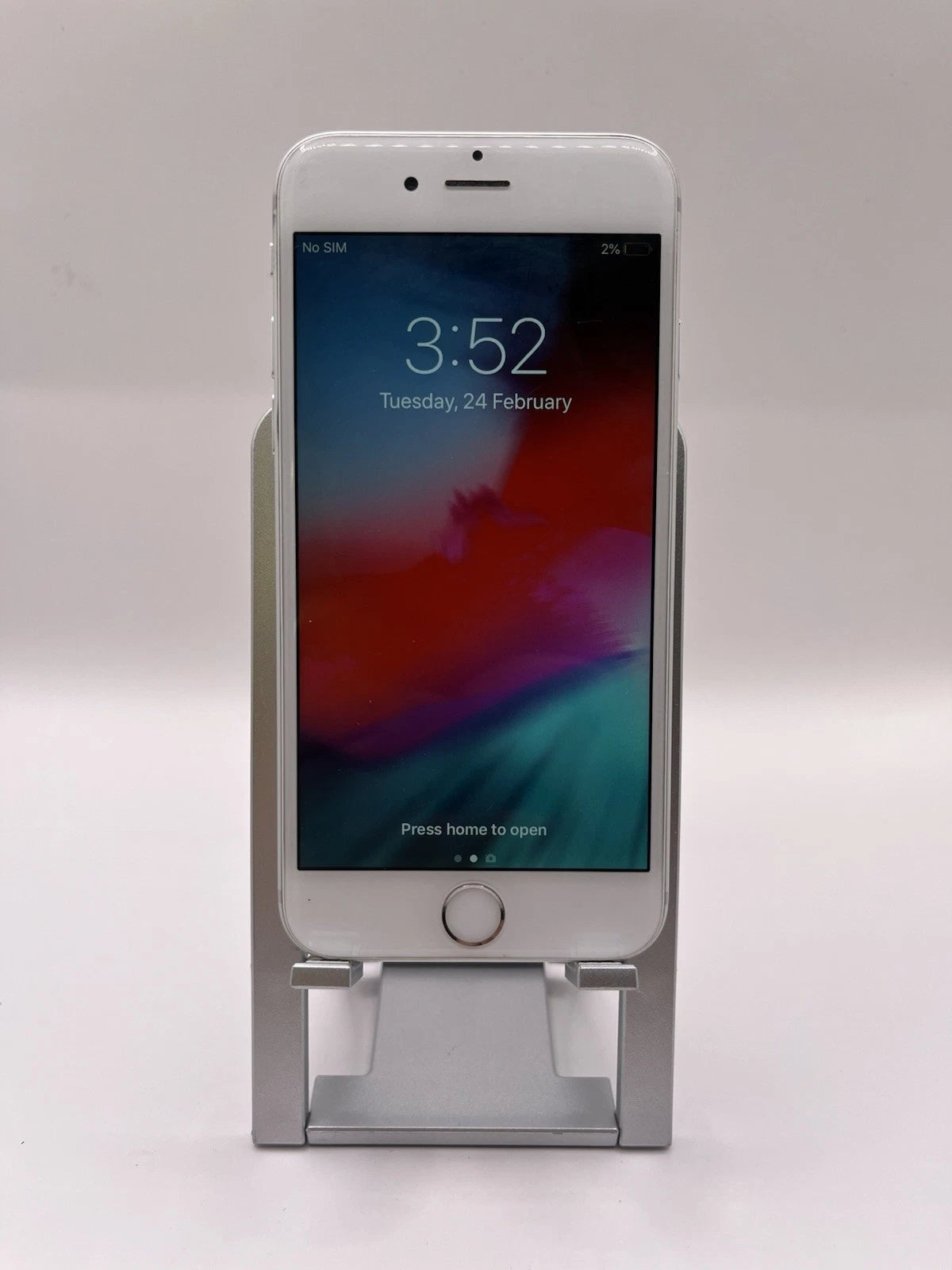 Apple iPhone 6 64GB Silver - Smartphone Very Good Condition Refurbished