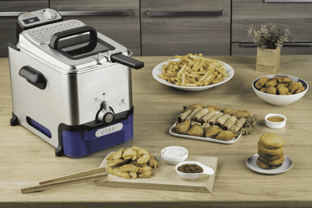 Tefal Oleoclean Pro Deep Fryer - Layaway AU