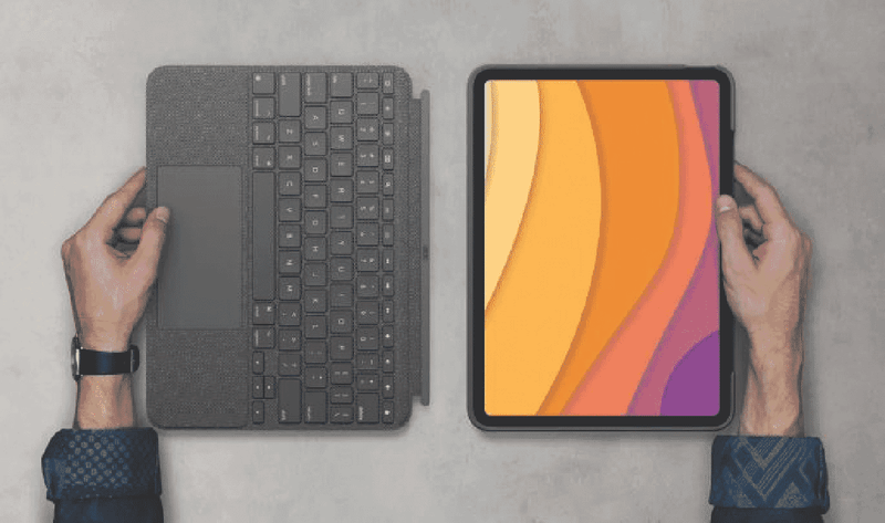Logitech iPad Air 10.9" (4th Gen) Combo Touch