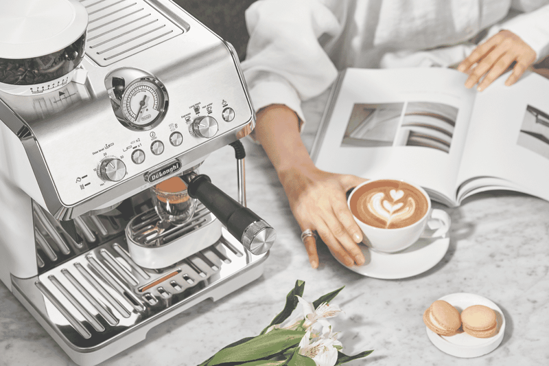 DeLonghi La Specialista Arte Manual Pump Coffee Machine White