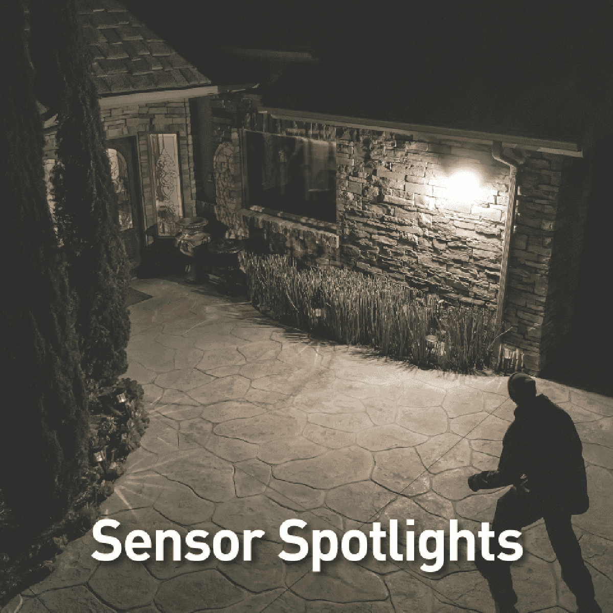 Swann 4K 4 Camera 1TB DVR Security System with Warning Light