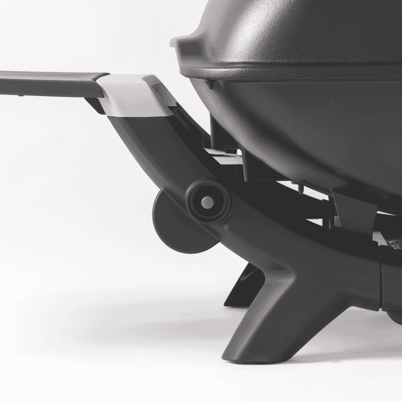 Weber Q 2000N LP Midnight Black