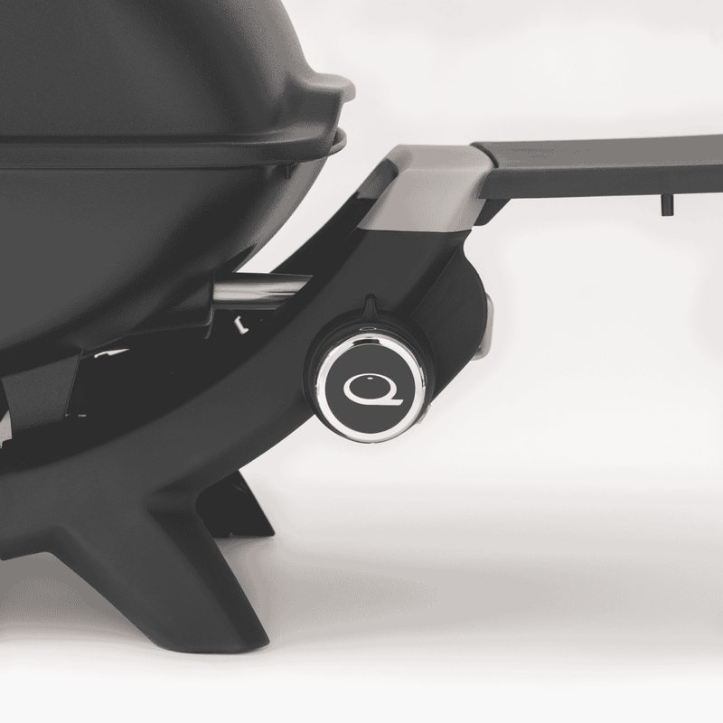 Weber Q 2000N LP Midnight Black