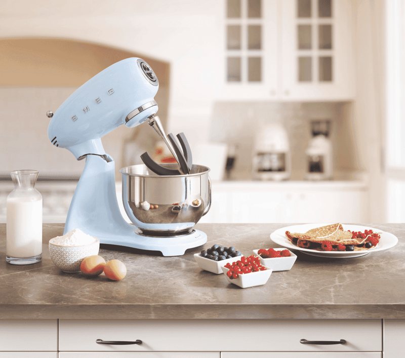 Smeg 50's Style Stand Mixer Pastel Blue